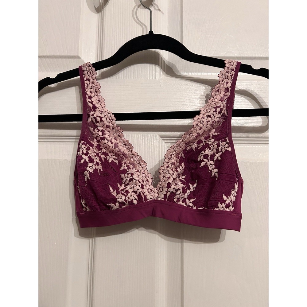 Wacoal Bra 34 Embrace Lace Wirefree Lined 852191 Unpadded Bralette Lace Soft Cup